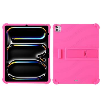 iPad Pro 13 (2025) Silicone Hoesje met Kickstand - Hot Pink