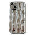 iPhone 15 3D Lineair Golvend Hoesje - Zilver