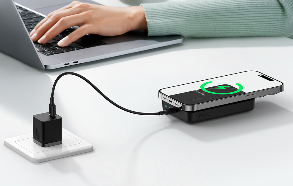 Baseus Magnetic Mini Wireless Power Bank 10000mAh - USB-C 30W, MagSafe compatibel - Zwart